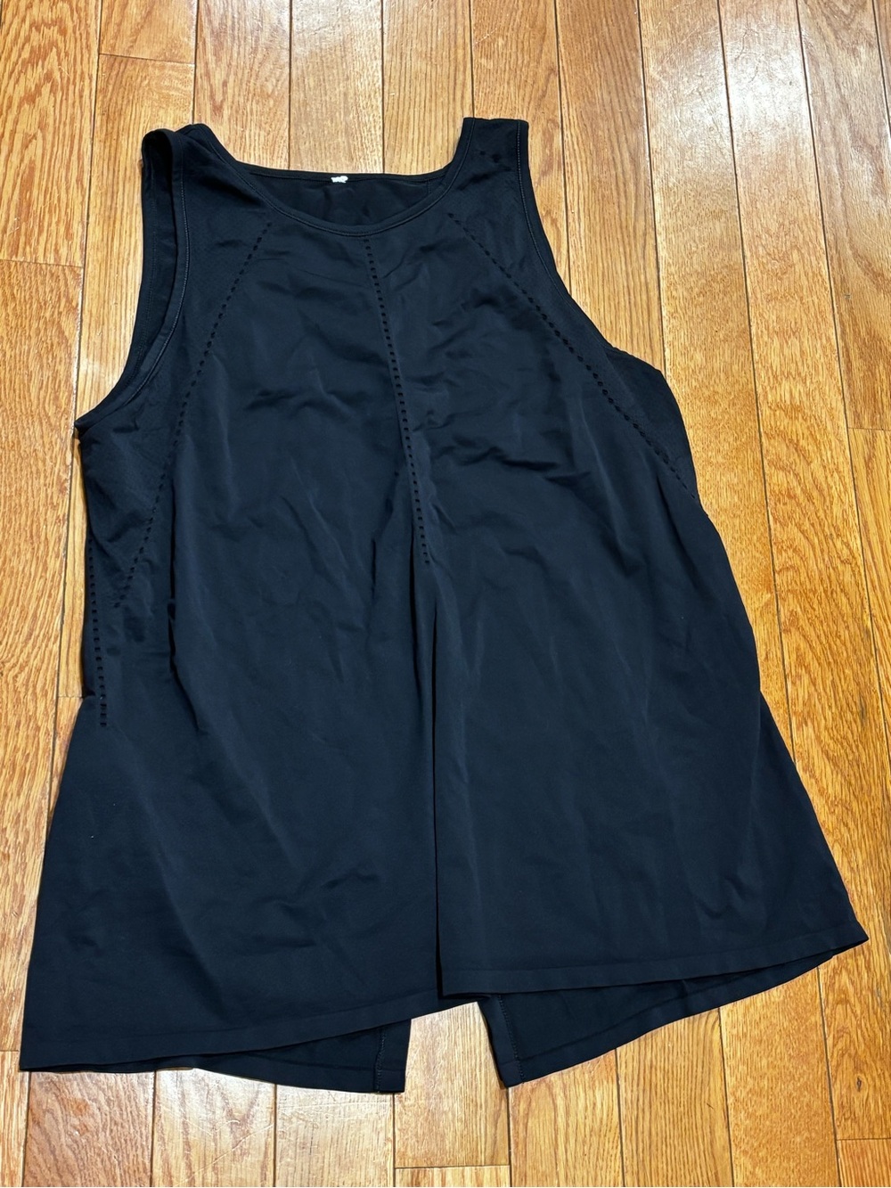 Athleta womens XL 1X Black Sleeveless Athletic Tank